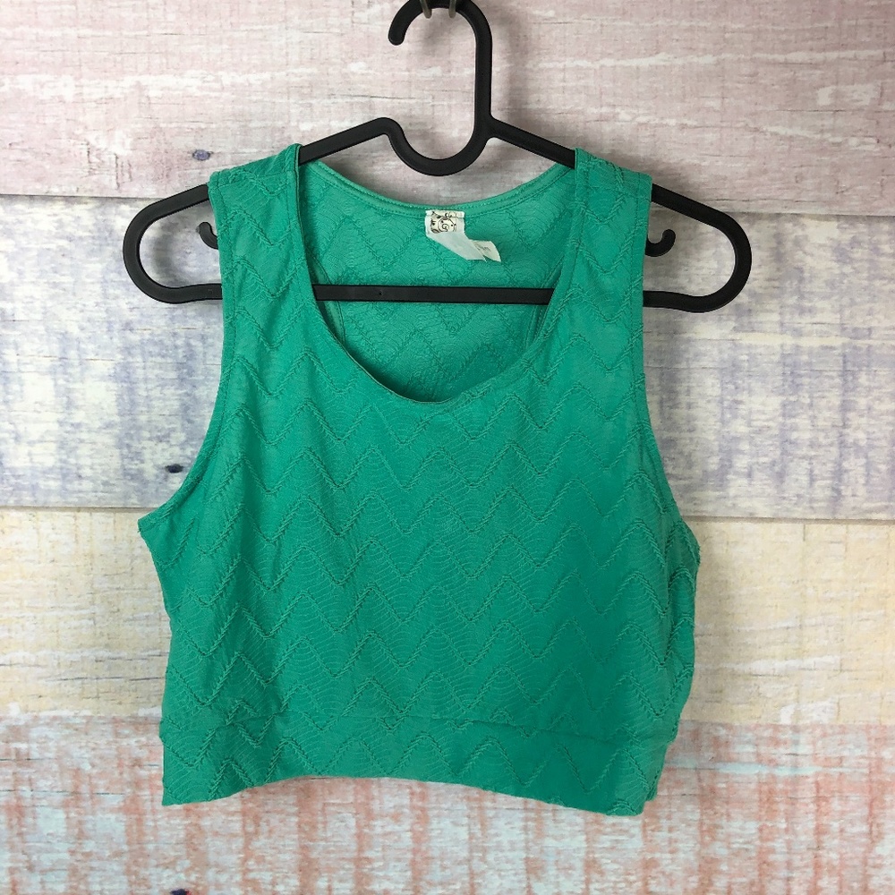 Topia Zig Zag Detail Crop Top P4